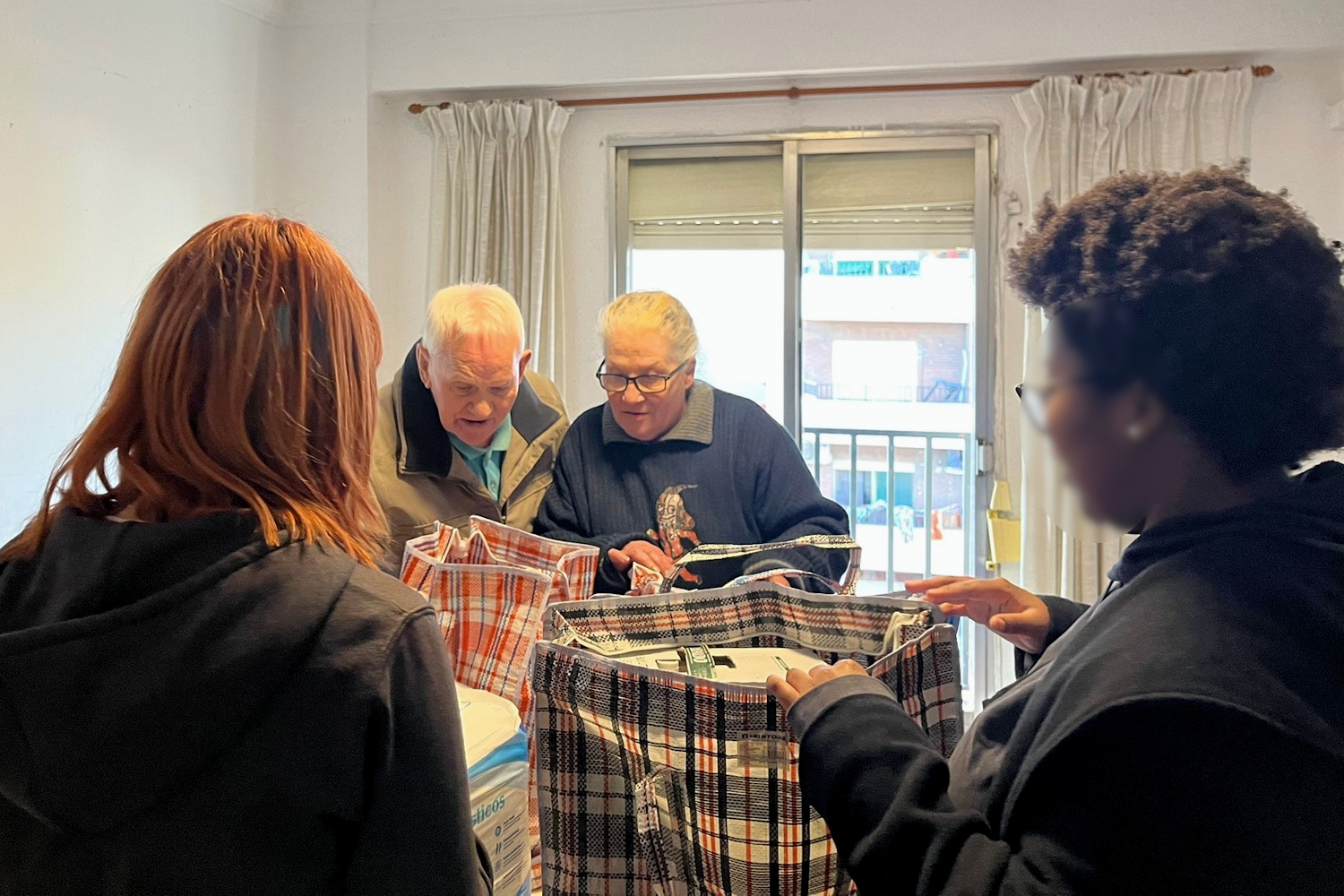 Colecta solidaria del centro Campanar