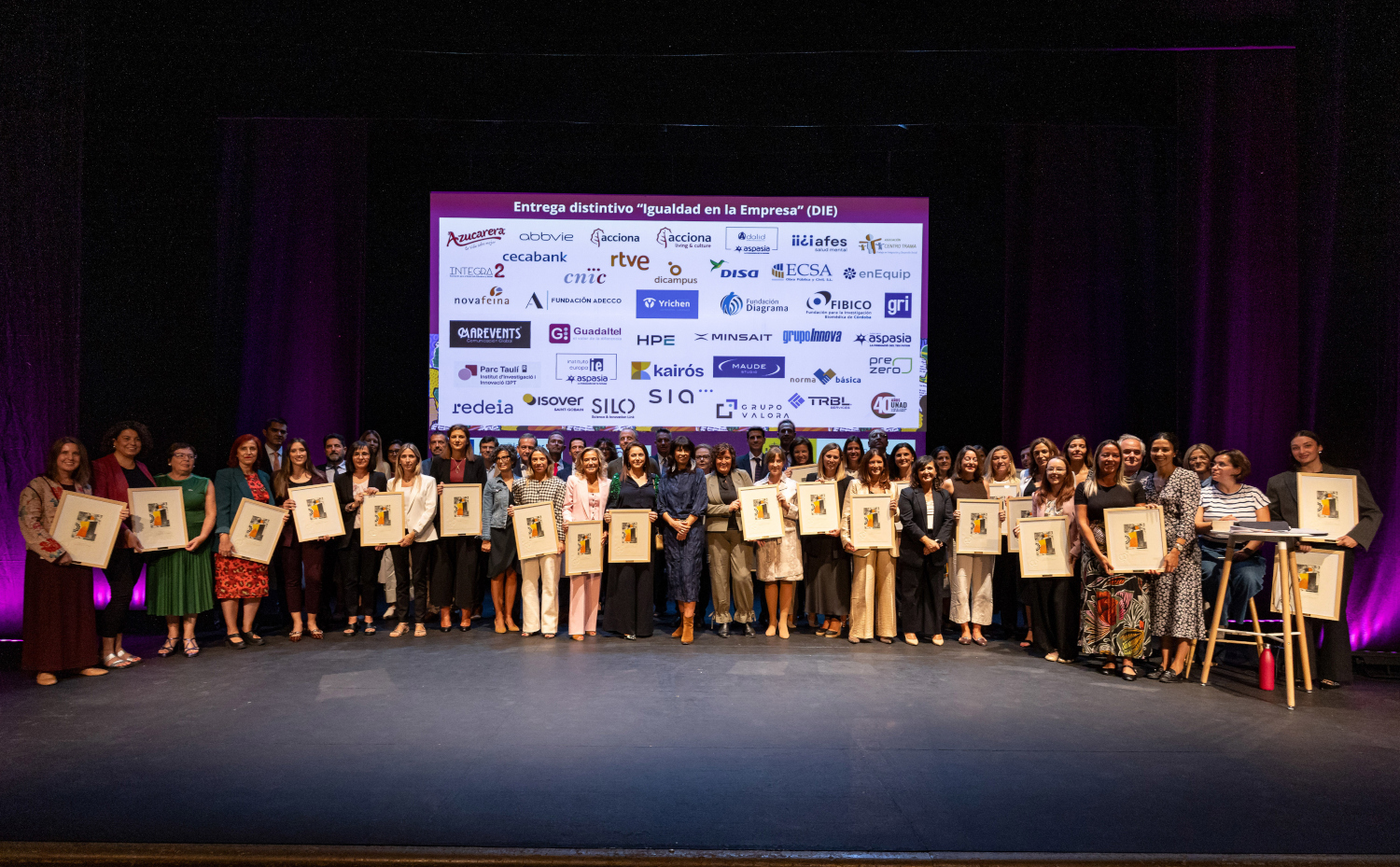 La Ministra de Igualdad y el junto al Instituto de las Mujeres reconocen a Fundación Diagrama con el Distintivo ‘Igualdad en la Empresa’