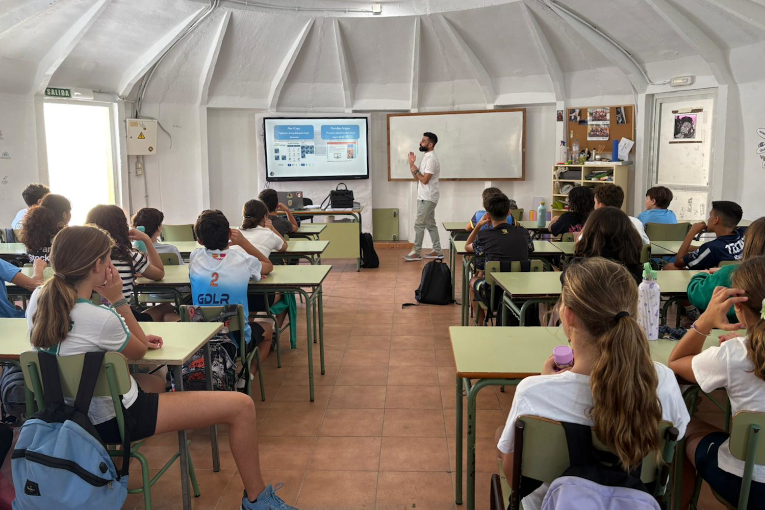 La juventud de Canarias aprende a prevenir el ciberacoso a través del Programa ‘Ponte Alerta’