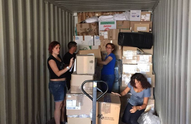 Preparación del contenedor para el envío a Senegal