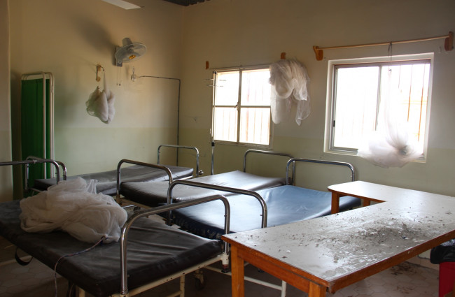 Zona de quirófanos del Hospital de Thiadiaye a la llegada de los miembros de la ONG Cirugía Solidaria