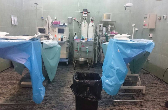 Zona de quirófanos del Hospital de Thiadiaye, acondicionada tras la llegada de los miembros de la ONG Cirugía Solidaria