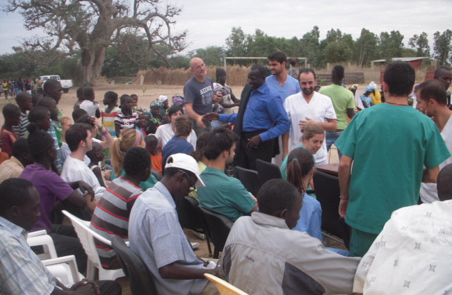 Colaboración con Dentistas sin Fronteras (2014)