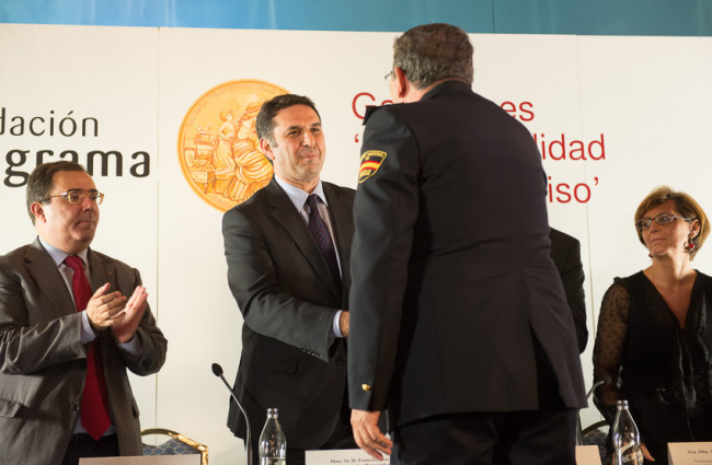 GRUME de la Policía Nacional. Galardones Profesionalidad y Compromiso 2013