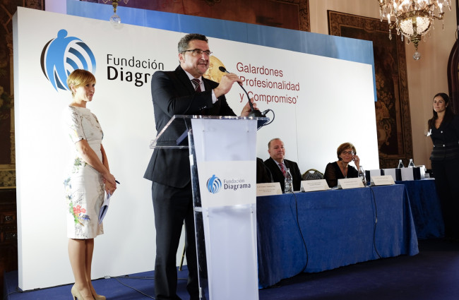 Antonio Gutiérrez, alcalde de Alcalá de Guadaíra. Galardones Profesionalidad y Compromiso 2013