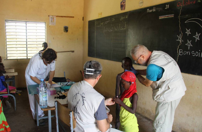 Revisiones pediátricas en escuelas infantiles locales