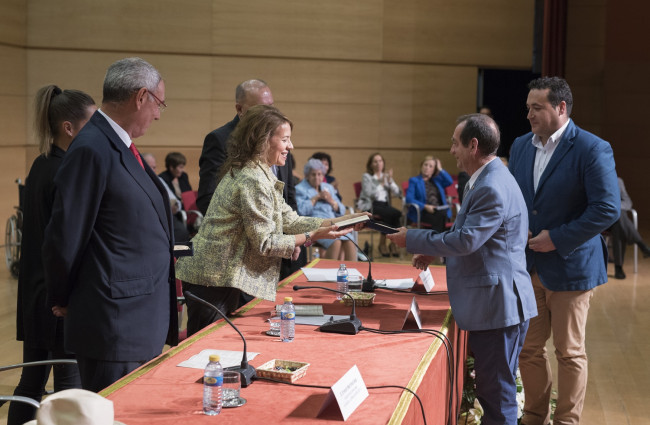 Manuel Hordanza Dorado y Pedro Jesús Valero Montoya, alcaldes de Fernán Caballero y Alcaraz respectivamente