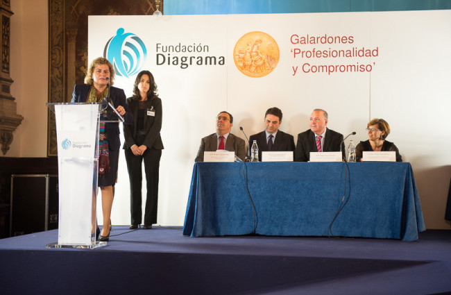 Teresa Palahí, ONCE y su Fundación. Galardones Profesionalidad y Compromiso 2013