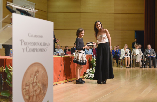 África Pastor Espuch, Vicepresidenta de la Fundación Daniela, y su hija Daniela