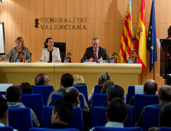 La Generalitat Valenciana premia a dos menores atendidos por Fundación Diagrama