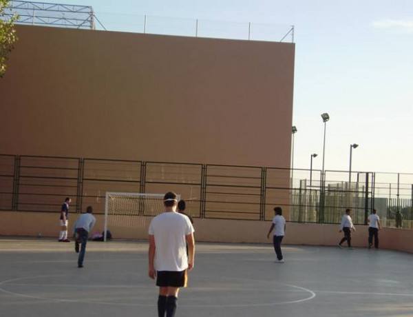 Los jóvenes del Centro de Reeducación 'Mariano Ribera', voluntarios del Club de Fútbol de Ciegos de Valencia