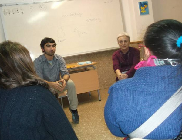 Comienza la primera edición de la ‘Escuela de Familias’ del Centro de Acogida 'Campanar' de Valencia