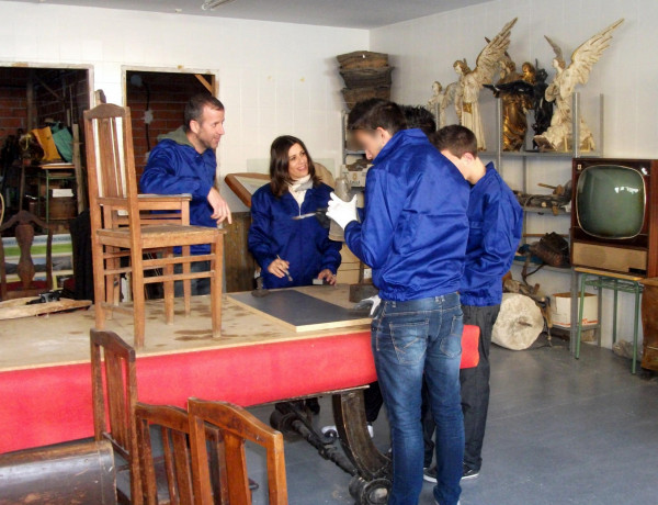 Fundación Diagrama colabora con el Museo Etnológico de Elda para que jóvenes del municipio realicen un Taller de ‘Técnicas y Herramientas Básicas de Restauración y Conservación’