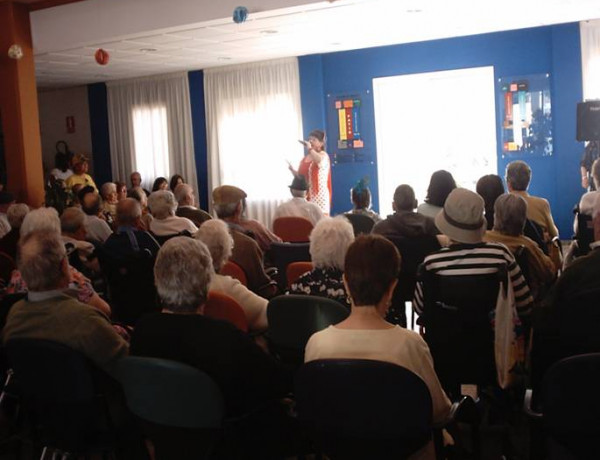 El Centro Residencial de Personas Mayores ‘María de la Paz’ de Nerva (Huelva) organiza multitud de actividades con motivo de las Cruces de Mayo
