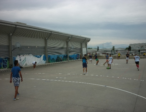 El centro de acogida ‘El Acebo’ de Cantabria organiza una jornada deportiva con participación de menores y educadores