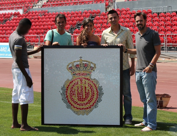 Menores atendidos por Fundación Diagrama en Baleares realizan un mural para la Fundació Reial Mallorca por su colaboración en programas educativos