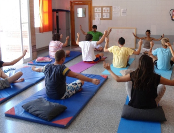 Los menores del centro de acogida ‘Baix Maestrat’ de Vinaròs (Castellón) participan en una actividad de promoción de la salud