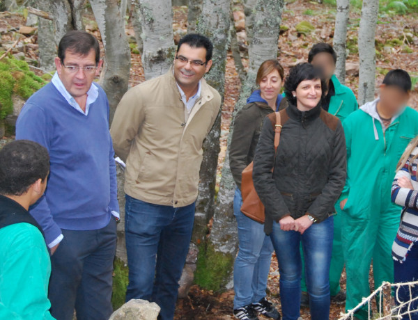 Jóvenes del centro ‘Virgen de Valvanera’ de Logroño restauran el legado trashumante del Parque Natural de Cebollera en La Rioja