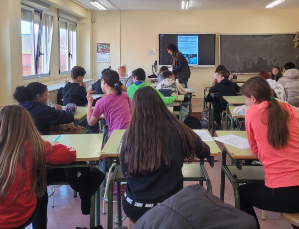 Una de las charlas con alumnado de Secundaria de Valladolid