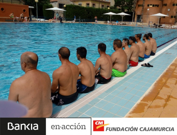 Bankia y Fundación Cajamurcia apoyan las actividades de hidroterapia del centro de día ‘Heliotropos’ de Fundación Diagrama