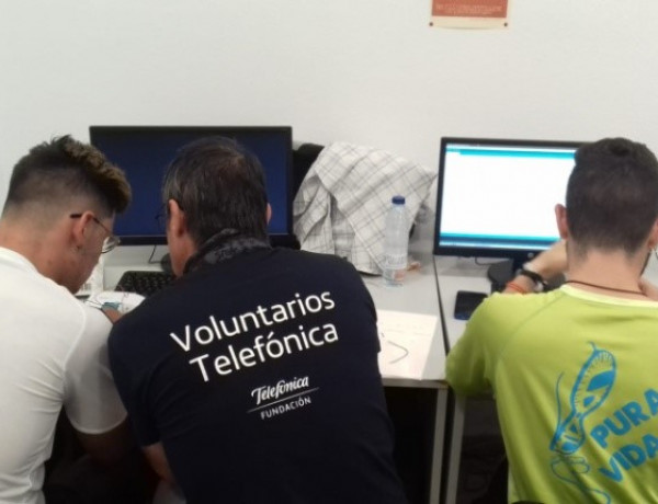 El Programa ‘Labor E-Job’ de Murcia forma a una decena de jóvenes en programación informática básica con Arduino