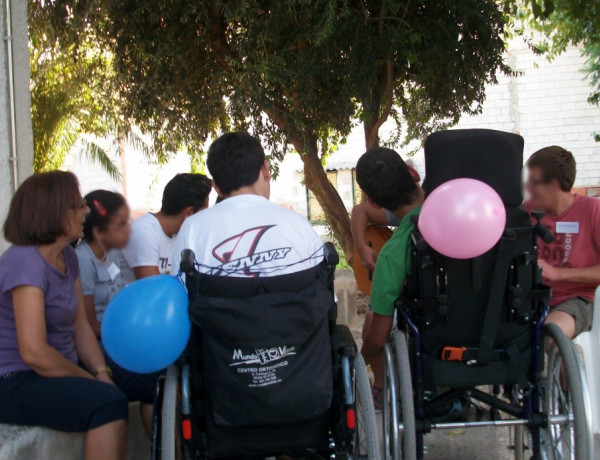 Los menores del centro ‘Las Moreras’ colaborarán con la Asociación Leyva en la atención de personas con discapacidad en la Región de Murcia