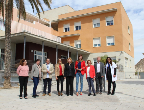 Visita consejera de Familia e Igualdad de Oportunidades al centro 'Nuevo Azahar'. Fundación Diagrama.