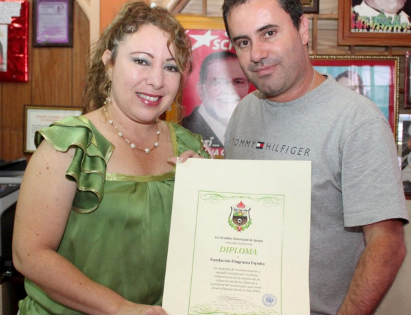 Fundación Diagrama, galardonada con el “Diploma al Apoyo en Proyectos Sociales” de Apopa, en  El Salvador