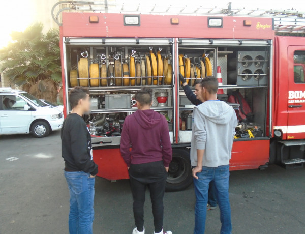 Visita al Parque de Bomberos. Centro 'Los Hoyos' Las Palmas. Fundación Diagrama