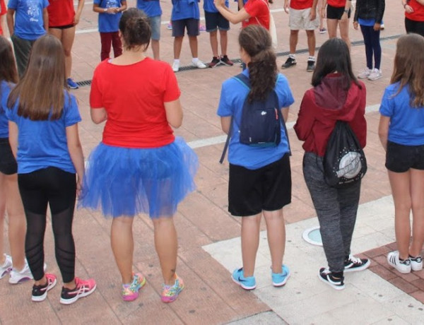 Los menores del centro ‘El Tejo’ de Santander participan como voluntarios en el Campamento Urbano de Torrelavega. Fundación Diagrama. Cantabria 2018. 