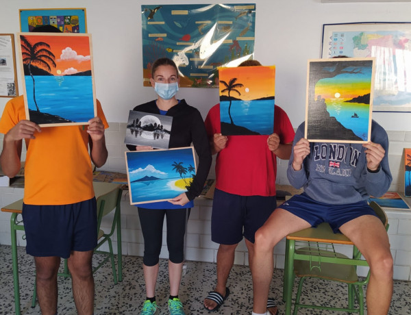 El centro ‘San Miguel’ de Granada pone en marcha un taller de pintura artística para jóvenes. Fundación Diagrama. Andalucía 2020.