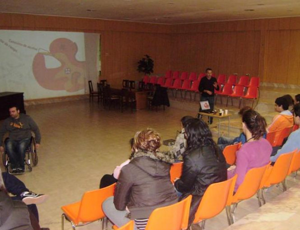 Educación vial y prevención de accidentes para los menores del Centro Reeducativo “Mariano Ribera”.