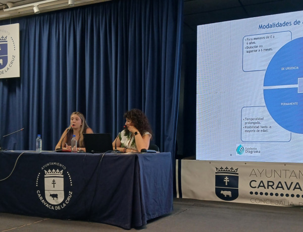 Las psicólogas del programa ofrecen información sobre el acogimiento