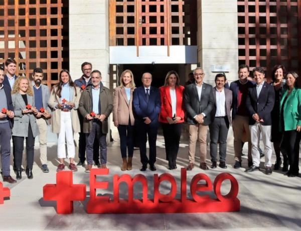 Foto de grupo de todas las entidades galardonadas