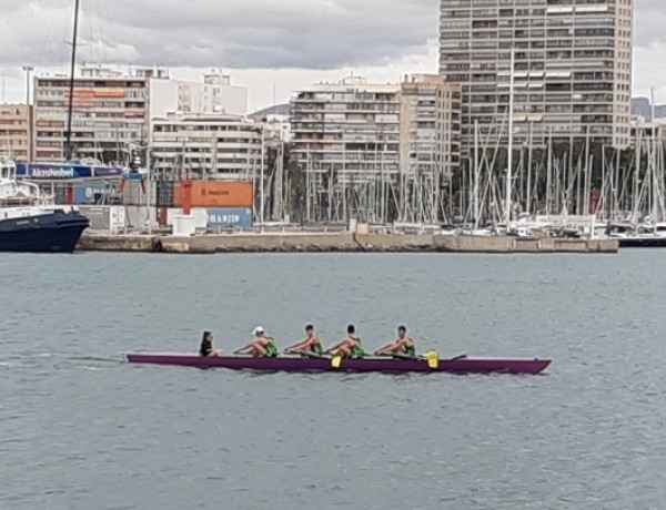 Un joven atendido en el Hogar ‘Benalúa’ de Alicante participa en el Campeonato de España de la modalidad de remo de yolas