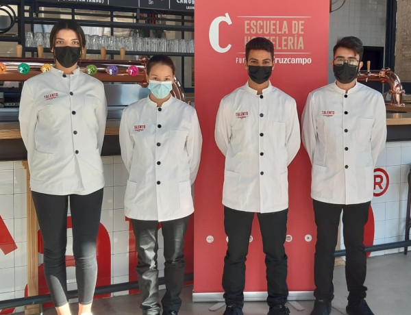 Cuatro jóvenes del Programa Labora de Andalucía se formarán en el sector hostelero a través de la Fundación Cruzcampo
