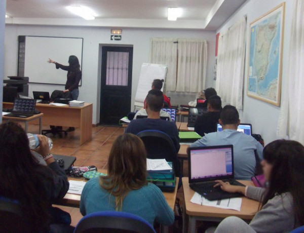 Jóvenes del centro educativo ‘La Cañada’ de Fernán Caballero (Ciudad Real) obtienen Certificados de Profesionalidad para avanzar en su inserción sociolaboral. Fundación Diagrama. Castilla - La Mancha 2017.