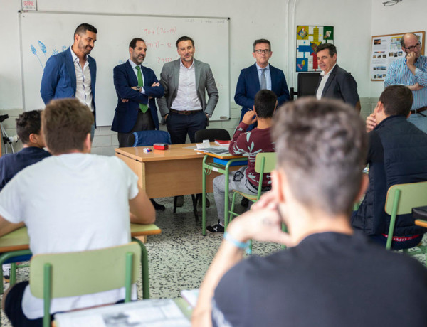 El director general de Justicia Juvenil y Cooperación de Andalucía y el delegado territorial en Granada visitan el centro ‘San Miguel’. Fundación Diagrama. Andalucía 2019. 