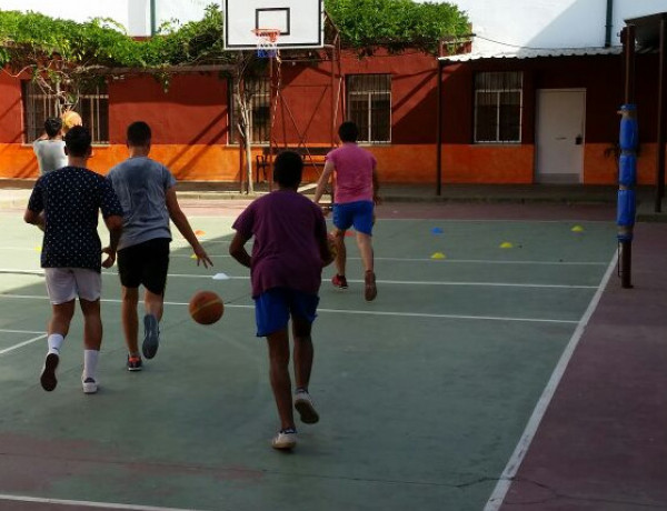 Escuela de Baloncesto Curso 2017/2018. Centro 'Medina Azahara' de Córdoba. Fundación Diagrama. 2017