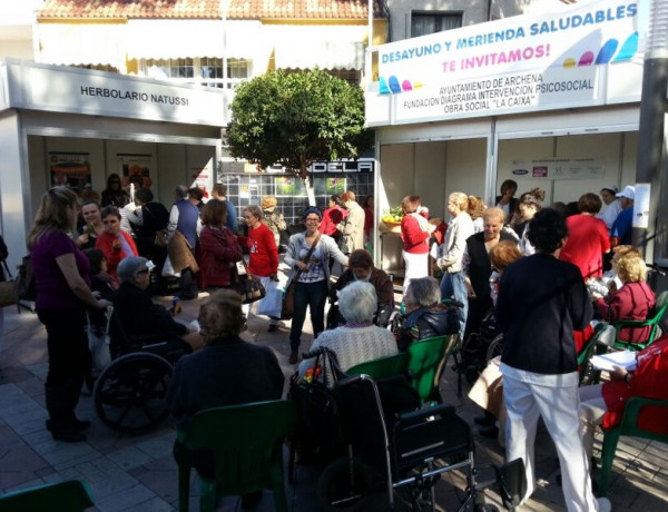 Cerca de 600 personas asisten a la Feria del Envejecimiento Activo organizada por Fundación Diagrama en Archena (Murcia)