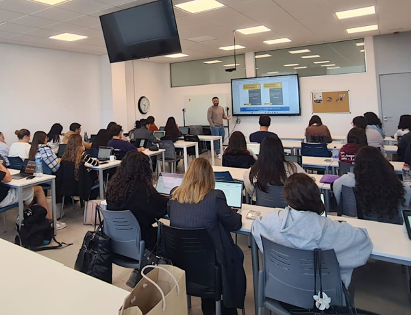 Charla para el alumnado de Psicología de la Universidad Fernando Pessoa