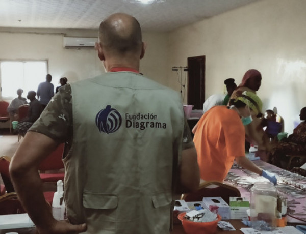 Fundación Diagrama y Dentistas Sin Fronteras colaboran para realizar más de 2.600 intervenciones bucodentales en M’Bour (Senegal). Internacional 2019. 