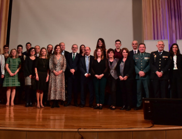 Fundación Diagrama entrega en Santander los V Galardones Profesionalidad y Compromiso. Cantabria 2019. 