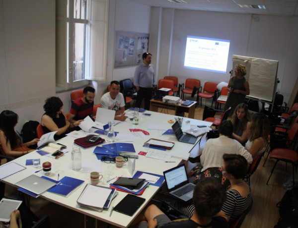 Fundación Diagrama participa en la segunda reunión transnacional y en una acción formativa para profesionales en el marco del proyecto ‘RENYO’. Internacional 2019.