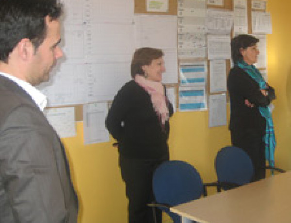 La Vicepresidenta del Gobierno de Cantabria, Dña. Dolores Gorostiaga visita las instalaciones del Centro de Menores de Parayas