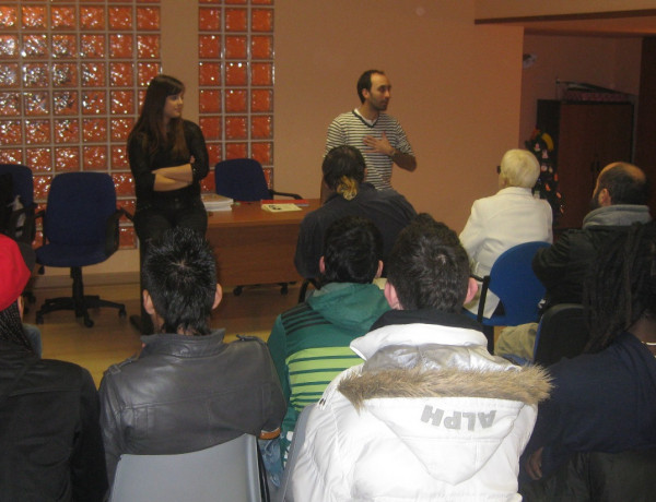 Profesionales, familiares y menores de los programas de medio abierto de Fundación Diagrama en Cantabria se reúnen para celebrar la Navidad