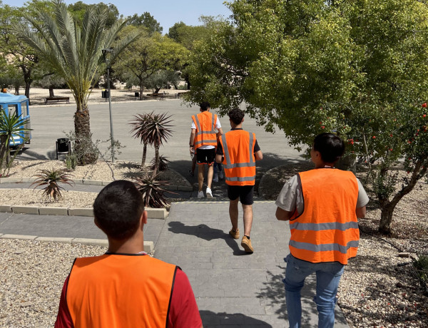 Menores atendidos en el centro educativo ‘Las Moreras’ de El Palmar visitan el Centro de Tratamiento de Residuos de Cañada Hermosa
