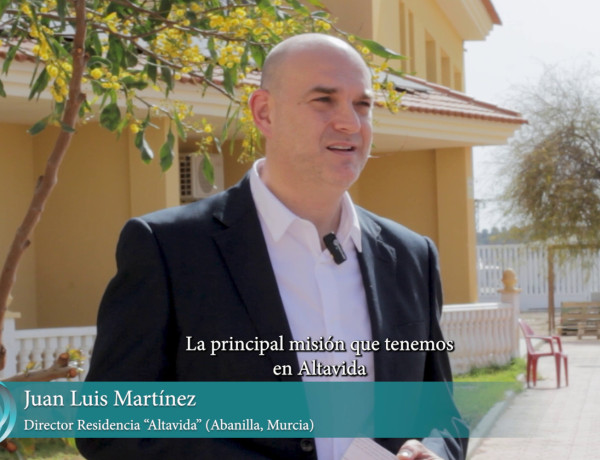 Entrevista a Juan Luis Martínez, director de la residencia 'Altavida' en Abanilla (Murcia)