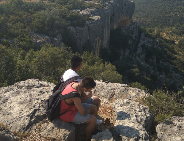 Jóvenes de Medio Abierto de Castellón visitan el Barranc de la Valltorta