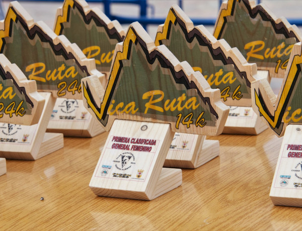 Detalle de los trofeos elaborados en La Cañada